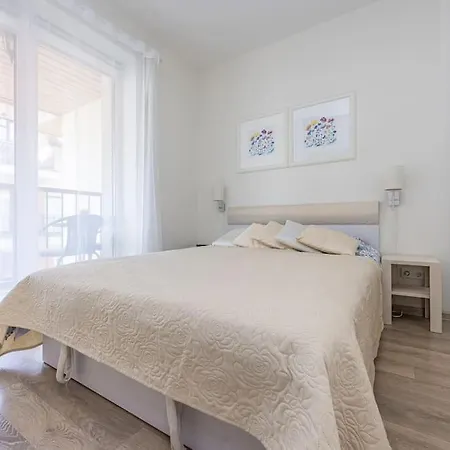 Atostogos Apartment *